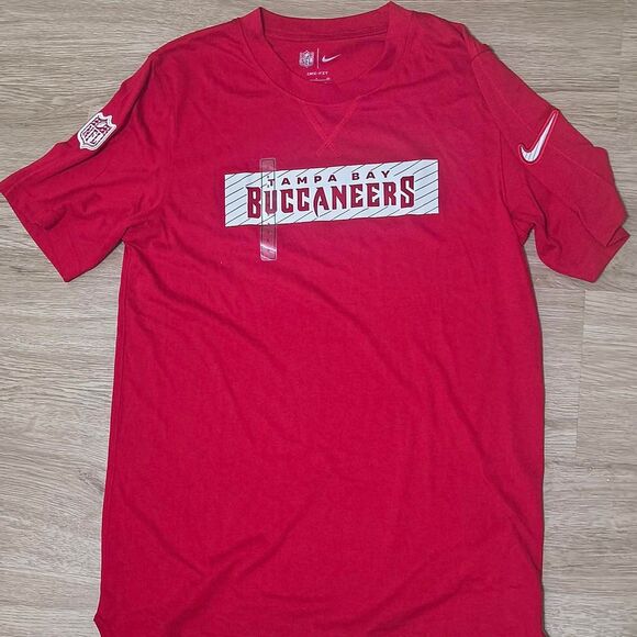 Nike NFL Tampa Bay Buccaneers Dri-Fit T-Shirt – Size S - Picture 1 of 5